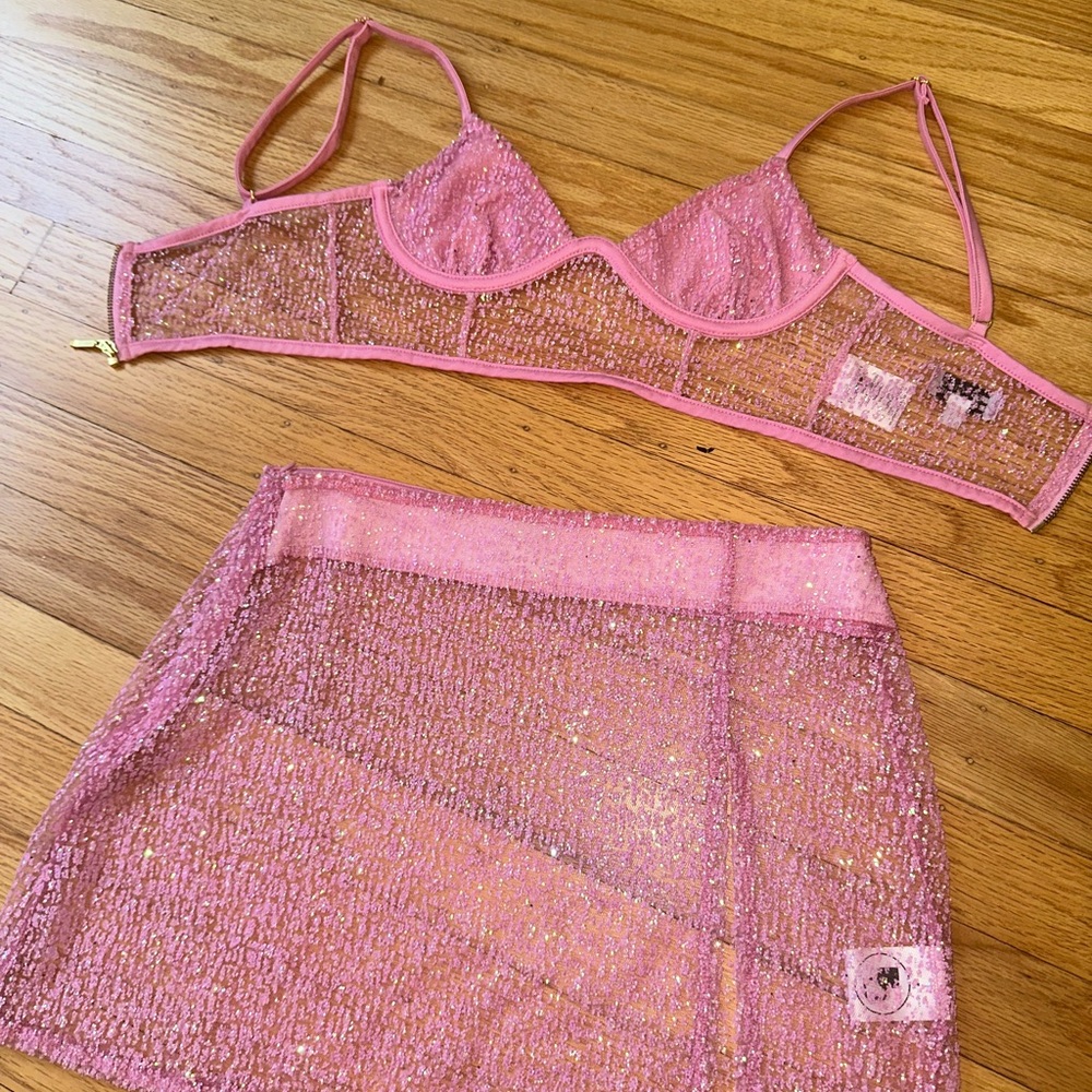 Beginning Boutique pink sheer sparkly festival / concert set 🩷🎀